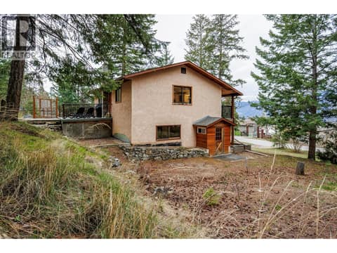 North side of home at 11011 Hallam Drive, Lake Country South West