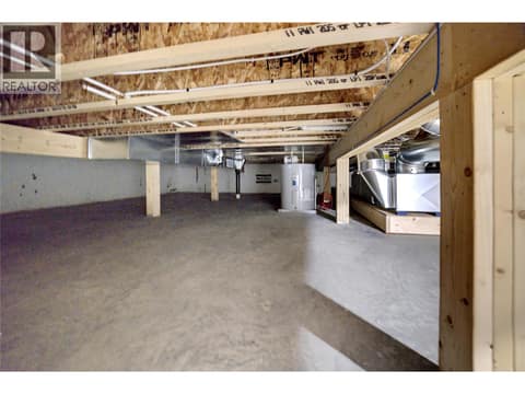 Crawl Space at 186 Salmon Arm Drive, Enderby / Grindrod