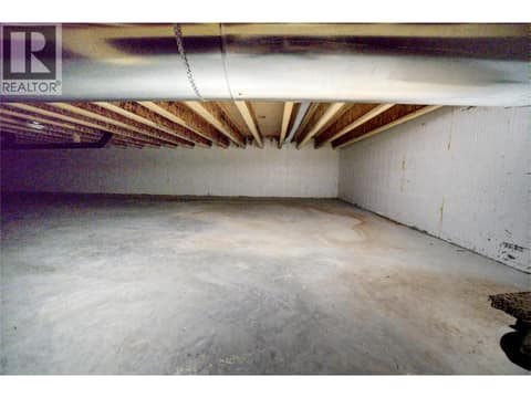 Crawl Space at 186 Salmon Arm Drive, Enderby / Grindrod