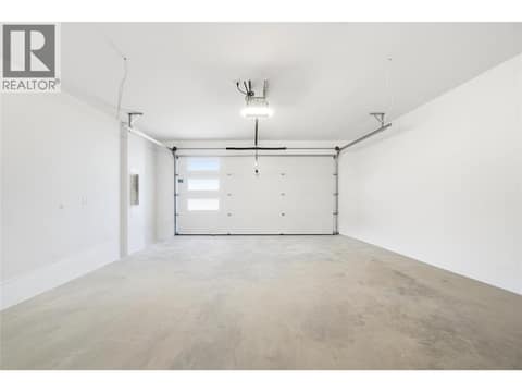 Garage at 186 Salmon Arm Drive, Enderby / Grindrod