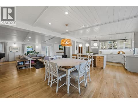 Photo 5 of 5147 Lakeshore Road, Upper Mission, Kelowna