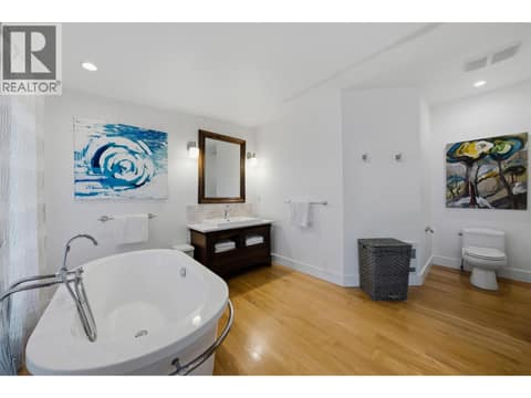 Primary Ensuite at 5147 Lakeshore Road, Upper Mission, Kelowna