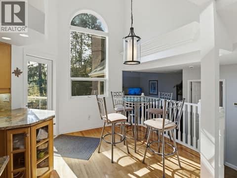 Photo 13 of 764 Cassiar Place, Dilworth Mountain, Kelowna