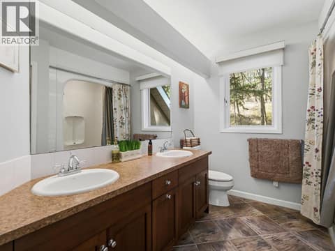 Photo 27 of 764 Cassiar Place, Dilworth Mountain, Kelowna