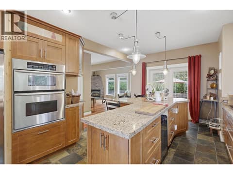 Photo 13 of 450 Azure Place, Sahali, Kamloops