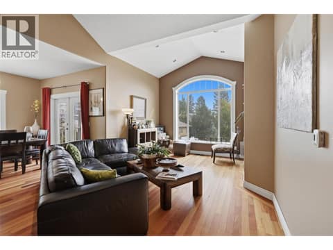 Photo 6 of 450 Azure Place, Sahali, Kamloops