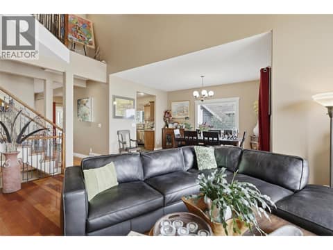Photo 8 of 450 Azure Place, Sahali, Kamloops