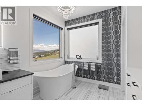 Photo 25 of 750 Kuipers Crescent, Upper Mission, Kelowna