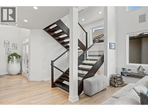 Photo 5 of 750 Kuipers Crescent, Upper Mission, Kelowna
