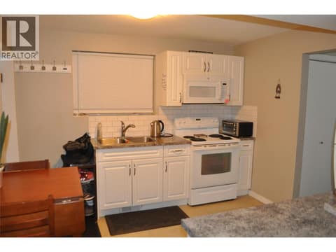 Photo 35 of 645 Pinetree Road, Rutland South, Kelowna