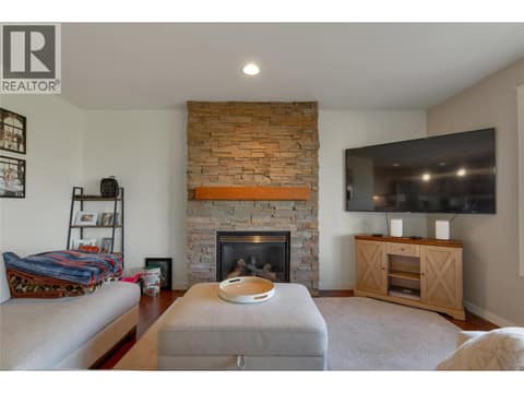 Photo 3 of 110 Red Rock Crescent, Enderby / Grindrod