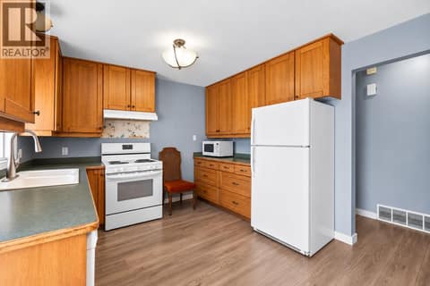 Virtually Staged at 749 ROBSON Drive, Sahali, Kamloops