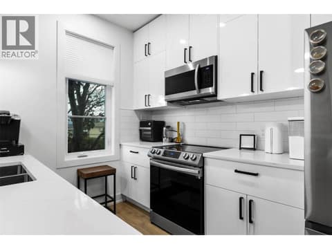 Photo 12 of 745 Morrison Avenue Unit# 4, Kelowna South