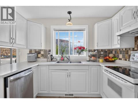Photo 6 of 2471 Asquith Court, Shannon Lake, West Kelowna