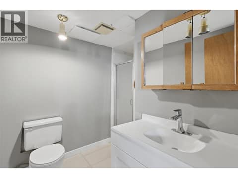3 Piece Bathroom at 211 CONNAUGHT Road, South Kamloops