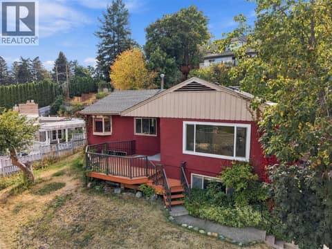 Photo 4 of 211 CONNAUGHT Road, South Kamloops