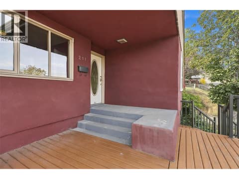 Photo 7 of 211 CONNAUGHT Road, South Kamloops