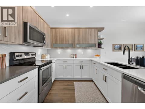 Photo 7 of 312 Belmonte Avenue, Sun Rivers, Kamloops