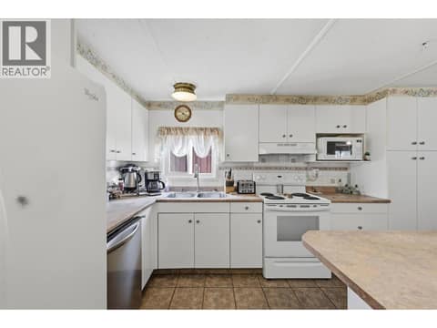 Photo 9 of 749 Klahanie Drive, Barnhartvale, Kamloops