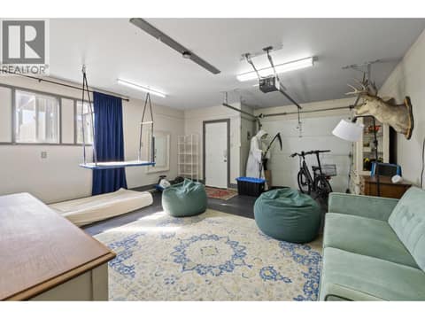Shop/garage at 3361 Paynter Road, Westbank Centre, West Kelowna