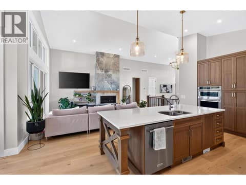 Photo 14 of 887 Loseth Drive, Black Mountain, Kelowna