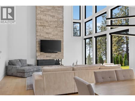 Photo 6 of 1561 Cabernet Court, Lakeview Heights, West Kelowna