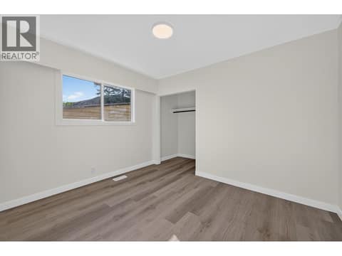 Photo 10 of 2257/2259 Valleyview Drive, Valleyview, Kamloops