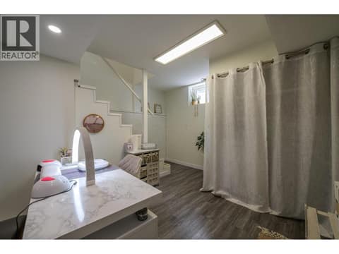 Photo 23 of 2257/2259 Valleyview Drive, Valleyview, Kamloops