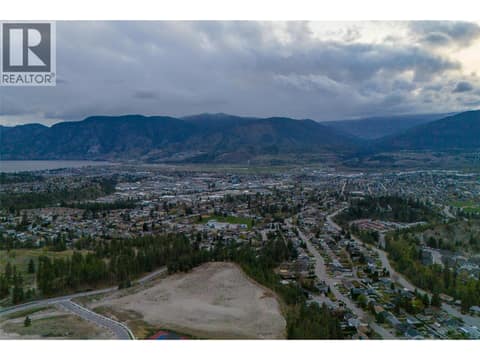 Photo 12 of 1096 Antler Drive, Columbia/Duncan, Penticton