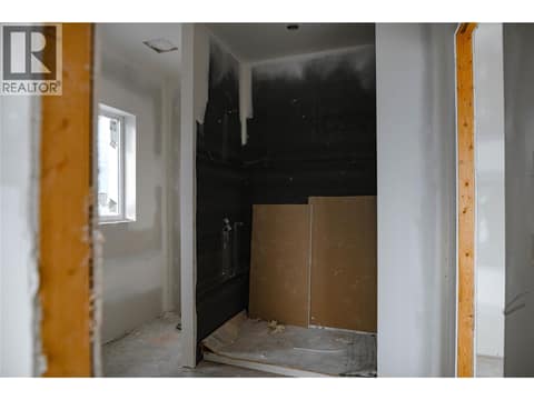 Photo 26 of 1096 Antler Drive, Columbia/Duncan, Penticton