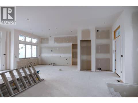 Photo 31 of 1096 Antler Drive, Columbia/Duncan, Penticton