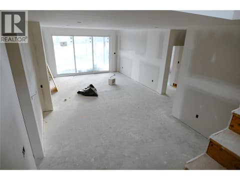 Photo 32 of 1096 Antler Drive, Columbia/Duncan, Penticton