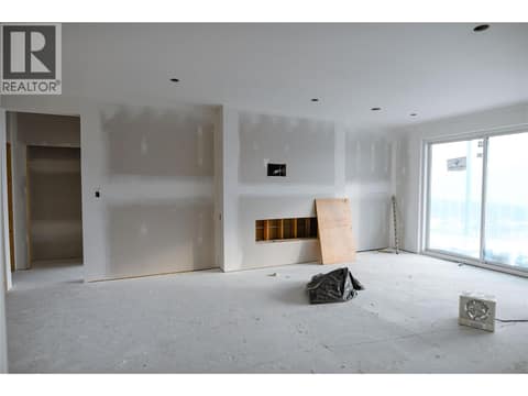 Photo 39 of 1096 Antler Drive, Columbia/Duncan, Penticton