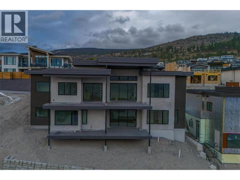 Photo 3 of 1092 Antler Drive, Columbia/Duncan, Penticton