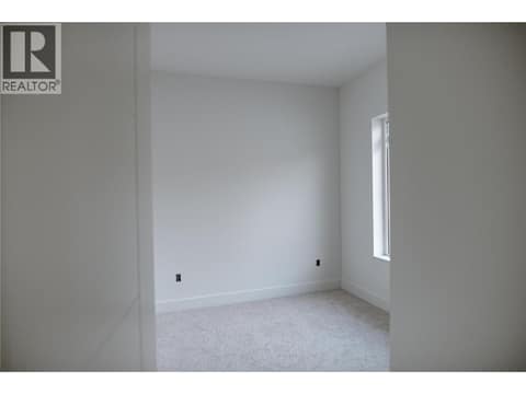 Photo 33 of 1092 Antler Drive, Columbia/Duncan, Penticton