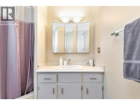 Photo 32 of 1660 Ufton Court Unit# 209, Glenmore, Kelowna
