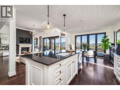 Photo 14 of 328 Cordon Place, Bella Vista, Vernon