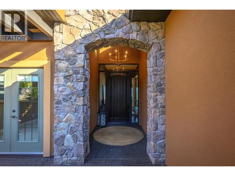 Photo 5 of 328 Cordon Place, Bella Vista, Vernon