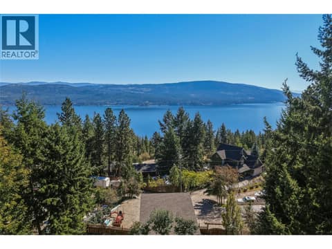 Photo 3 of 642 Mountain Drive, Okanagan North, Vernon