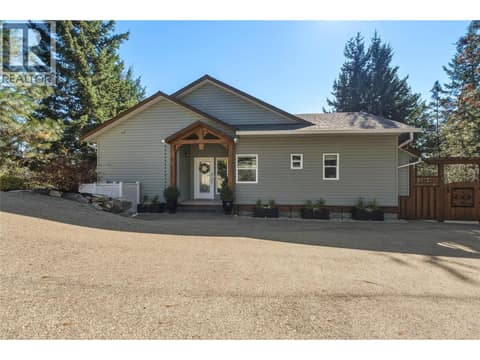 Photo 4 of 642 Mountain Drive, Okanagan North, Vernon