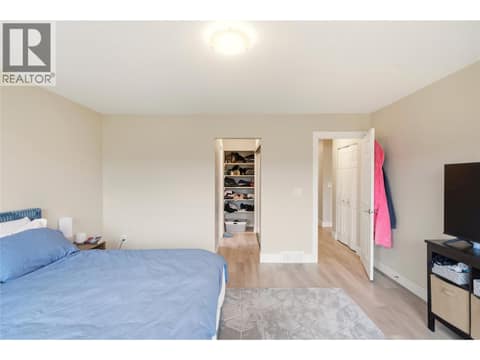 Photo 18 of 2218 Omineca Place, Dilworth Mountain, Kelowna