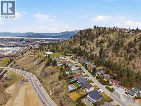 Photo 37 of 2218 Omineca Place, Dilworth Mountain, Kelowna