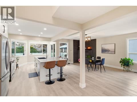 Photo 9 of 2218 Omineca Place, Dilworth Mountain, Kelowna