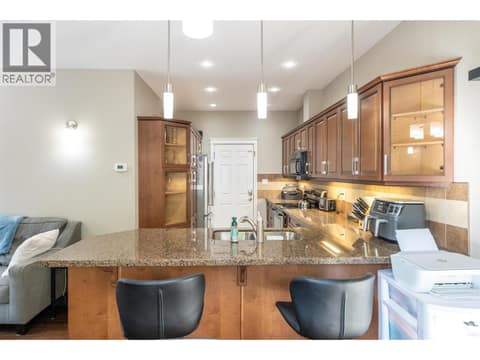Photo 4 of 296 Kinney Avenue Unit# 104, Main South, Penticton
