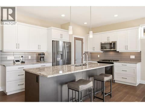 Photo 3 of 1530 Winter Lane, Rutland North, Kelowna