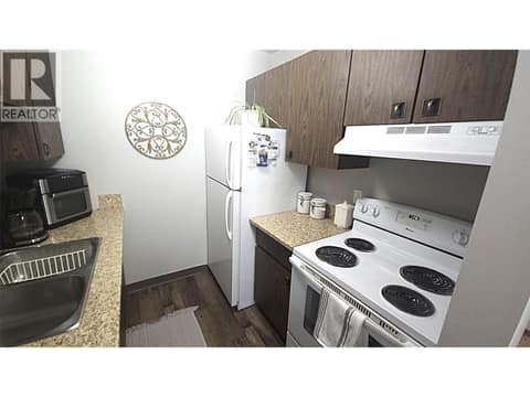 Photo 5 of 1560 Summit Drive Unit# 335, Sahali, Kamloops