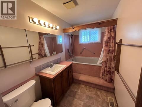 Photo 10 of 255 Cambie Road, Rutland South, Kelowna