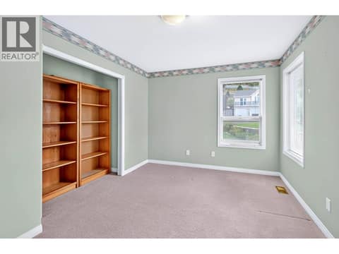 Bedroom 3 at 94 Thor Drive, Sahali, Kamloops