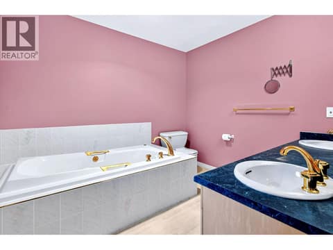 Ensuite at 94 Thor Drive, Sahali, Kamloops