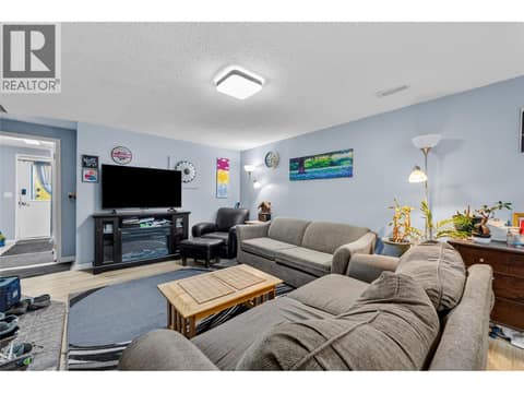 Photo 24 of 593 Braemar Drive, Aberdeen, Kamloops